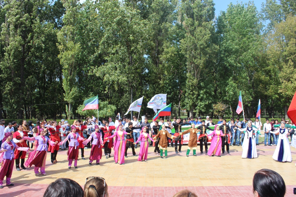 В сентябре какие праздники в дагестане В сентябре какие праздники в дагестане