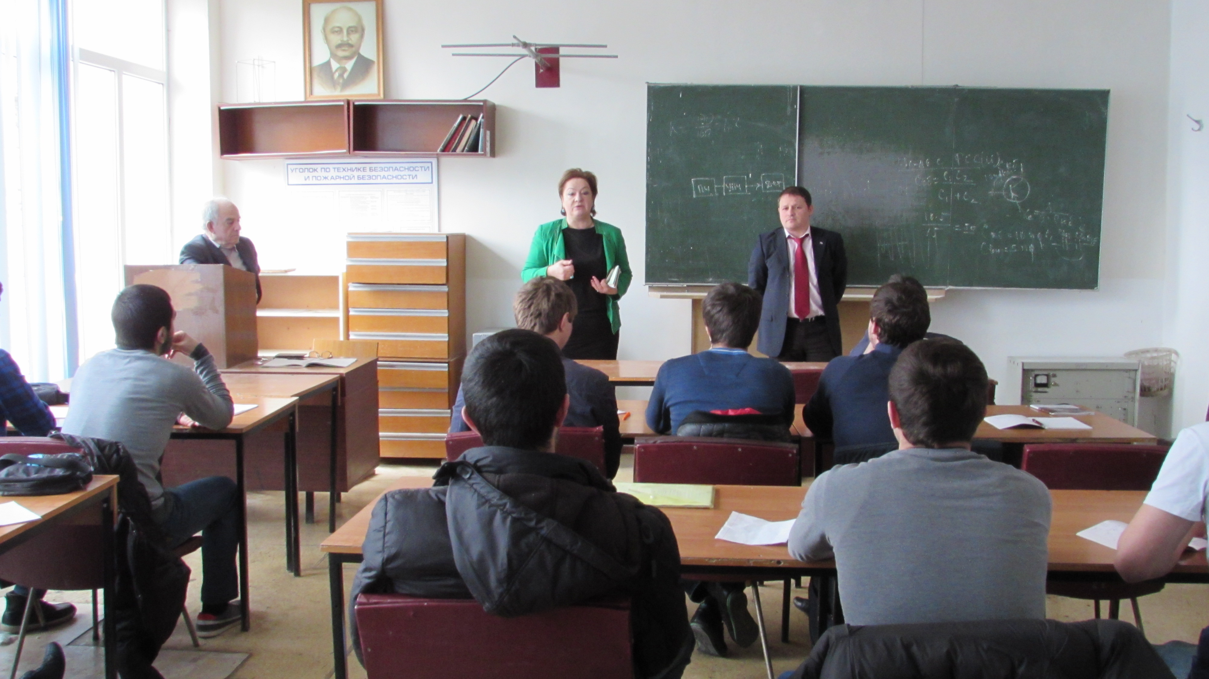 декан радиотехнического факультета дгту махачкала. декан дгту. декан дгту. заведующий кафедрой дгту. дгту махачкала архитектурный факультет.