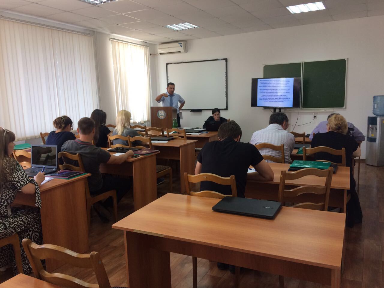 Курсы повышения квалификации для госслужащих. В дгту стартовали курсы повышения квалификации для госслужащих.