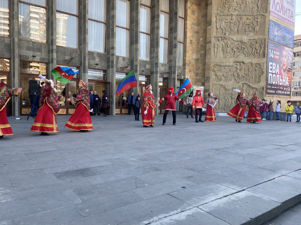 Иностранные студенты ДГТУ на празднике весны и весеннего равноденствия  «Навруз-байрам» | ДГТУ